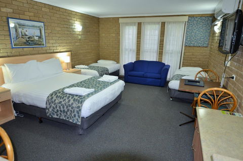 Tropicana Motor Inn - Timeshare Accommodation 9
