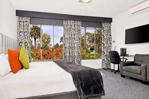 Comfort Hotel East Melbourne - Timeshare Accommodation 4