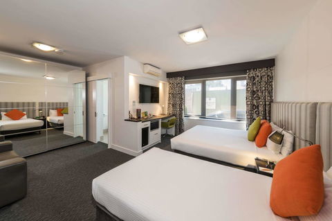 Comfort Hotel East Melbourne - Timeshare Accommodation 9