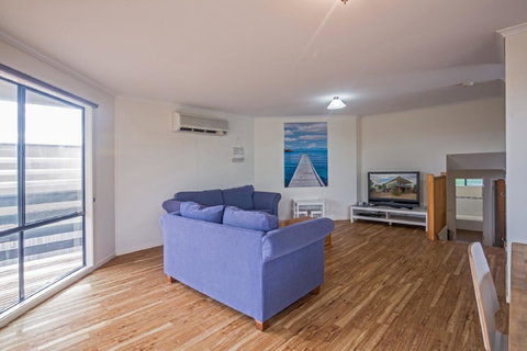 Woolamai Family Retreat - Timeshare Accommodation 5