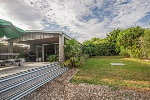 Woolamai Family Retreat - Timeshare Accommodation 24