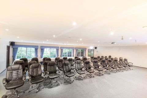 Eltham Gateway Hotel & Conference Centre - Timeshare Accommodation 18