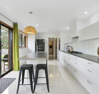 Fairhills - NEW LISTING beautifully styled - Timeshare Accommodation