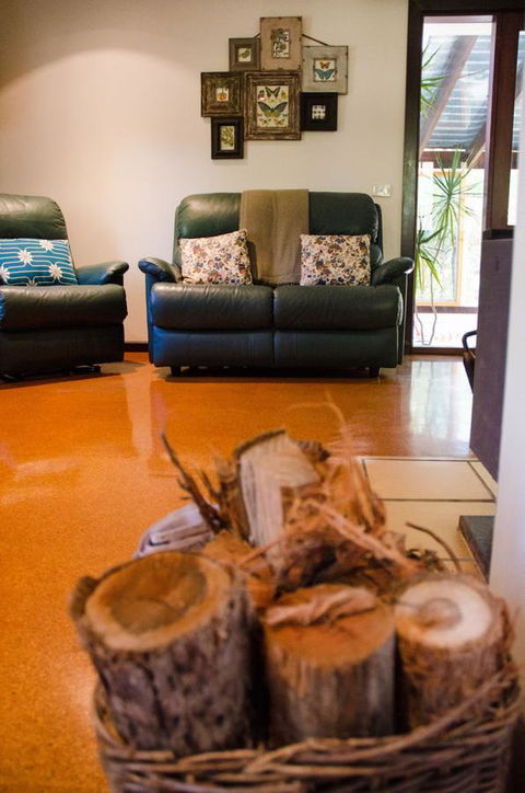 Ashwood Cottages - Timeshare Accommodation 7