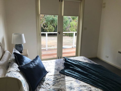 Lakeside Conti Villas - Timeshare Accommodation 4