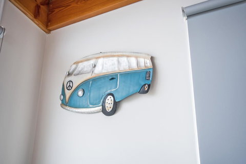Stunning Waterfront Only 10 Minutes To Phillip Island - FREE EV UNIT 7kW For Electric Cars - Pet Friendly, Fireplace FREE WIFI Wine & Chocolates - Timeshare Accommodation 24