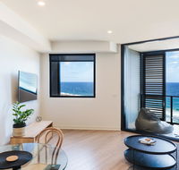 The Edge - Luxurious Waterfront Apartment - Timeshare Accommodation