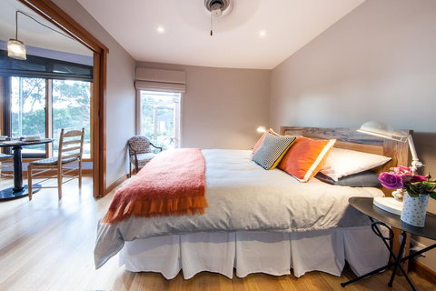 The Linden Bed And Breakfast - Timeshare Accommodation 2