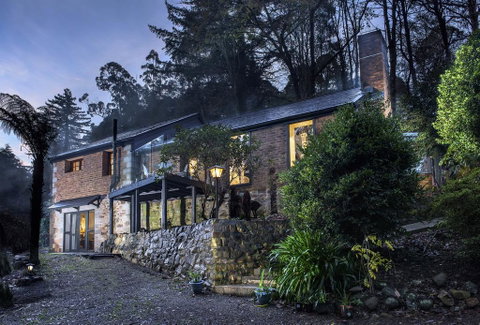 The Stone On The Hill - 3 Bedroom House - Timeshare Accommodation 0