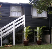 The Tree House 6 Gowing Street - Timeshare Accommodation