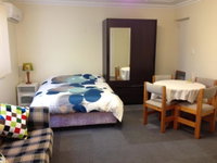 Thornleigh garden view comfortable  tranquil