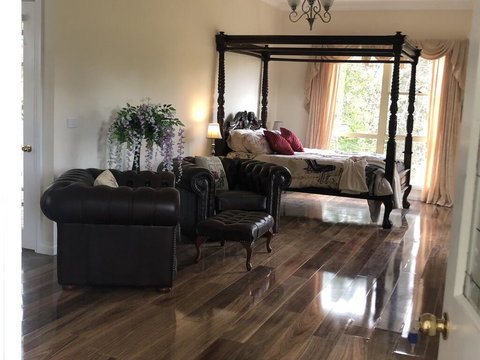 Toolebewang Farm Cottage - Timeshare Accommodation 2