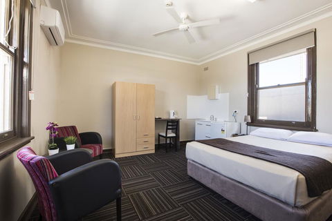 Toongabbie Hotel - Timeshare Accommodation 2