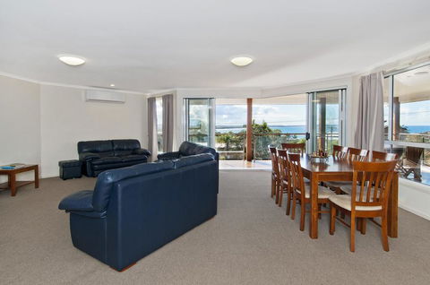 TOPVIEWS - 15Second Av BH - Timeshare Accommodation 1