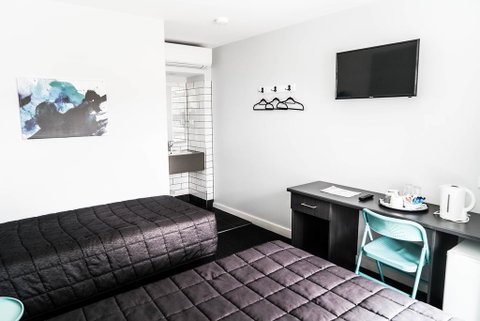 Twin Willows Hotel - Timeshare Accommodation 3