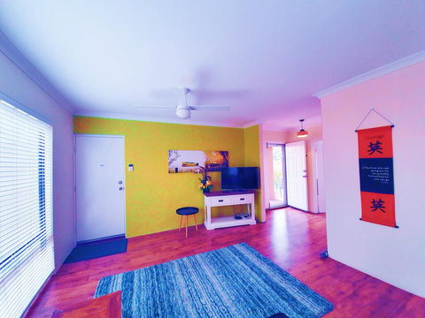 Unique Bouvard Beach House Mandurah - Timeshare Accommodation 0