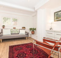 Vibrant Oversized Studio in Leafy Balgowlah - Timeshare Accommodation