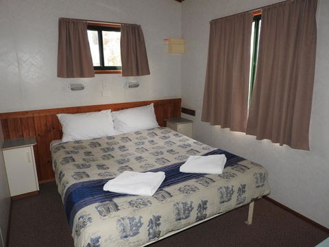 Victoria Lake Holiday Park - Timeshare Accommodation 1