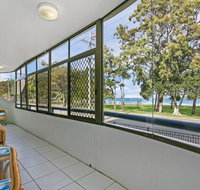 Views Pool Air Conditioning - Karoonda Sands Welsby Pde Bongaree - Timeshare Accommodation