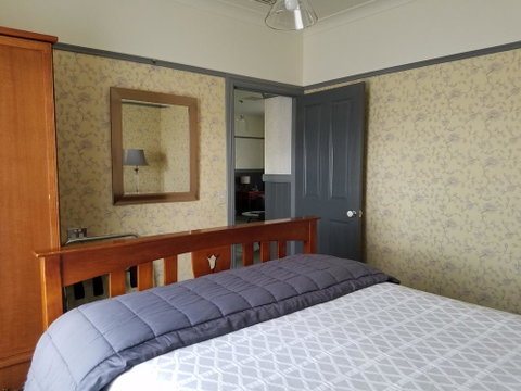 Wagga Wagga Country Cottages - Timeshare Accommodation 1
