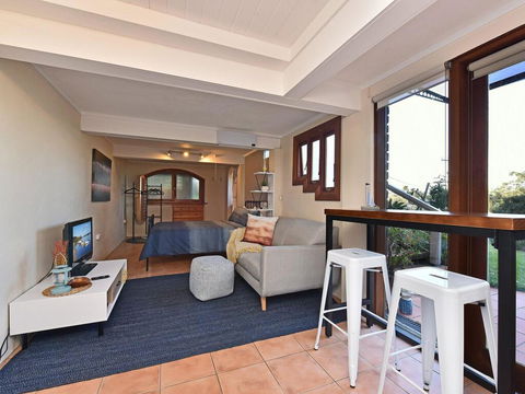 Wangi Waterfront Delight 1bdr Studio - Timeshare Accommodation 0