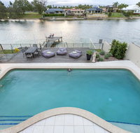 Waterfront Entertainer - Timeshare Accommodation