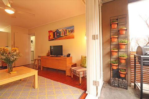 Colour Pop Fitzroy - 3 Bedroom Pet Friendly - Timeshare Accommodation 9