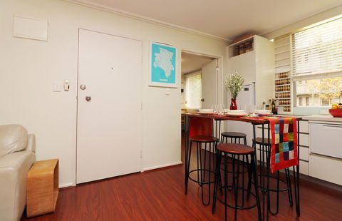 Colour Pop Fitzroy - 3 Bedroom Pet Friendly - Timeshare Accommodation 21