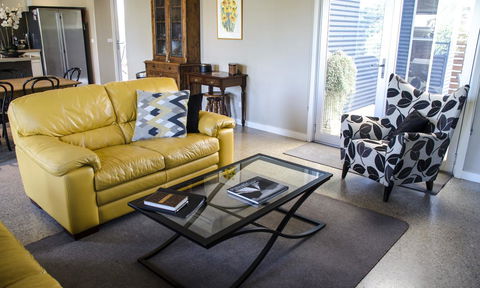 Corrugated Cottage - Timeshare Accommodation 6