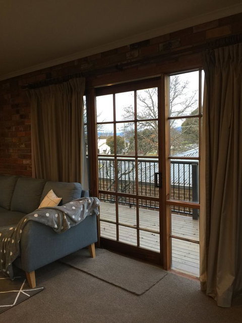 Bricks And Roses - Timeshare Accommodation 10
