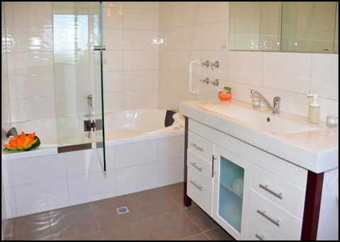 Deville At Healesville - Timeshare Accommodation 1