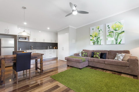 Pandanus Spa Cottage - Timeshare Accommodation 10
