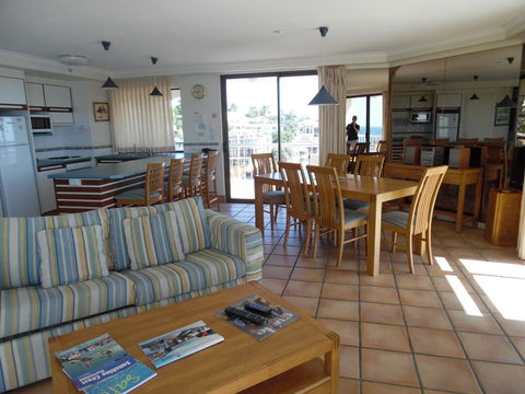 Coolum Caprice - Timeshare Accommodation 12