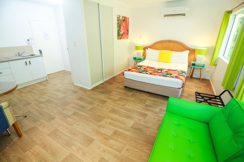 Port Douglas Motel - Timeshare Accommodation 10