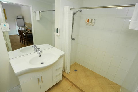 Port Douglas Motel - Timeshare Accommodation 6