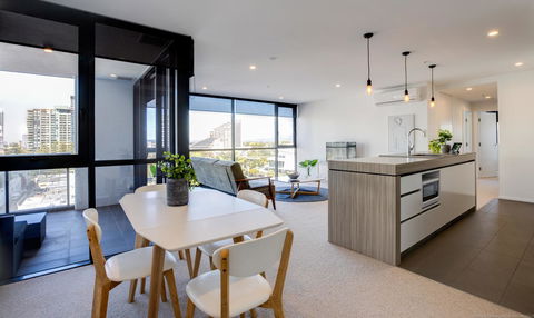 Qube Broadbeach - Timeshare Accommodation 16