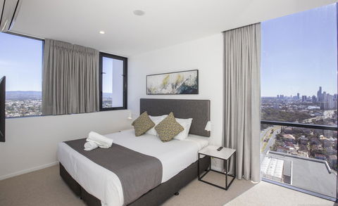 Qube Broadbeach - Timeshare Accommodation 1
