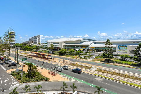 Qube Broadbeach - Timeshare Accommodation 18