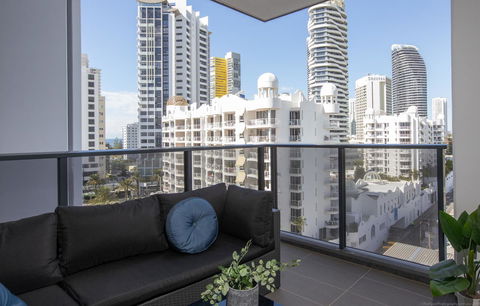 Qube Broadbeach - Timeshare Accommodation 11