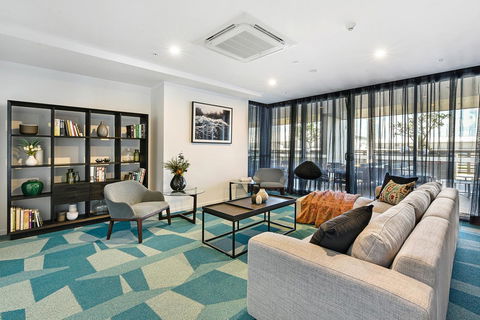Qube Broadbeach - Timeshare Accommodation 33