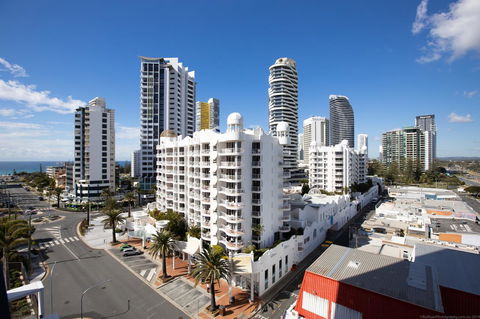 Qube Broadbeach - Timeshare Accommodation 10