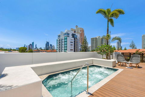 Qube Broadbeach - Timeshare Accommodation 28