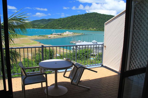Ocean Views At Whitsunday Terraces Resort - Timeshare Accommodation 5