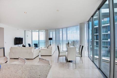 Reflections Tower Two - Timeshare Accommodation 28
