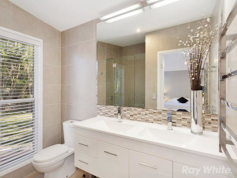 Beach House On Tradewinds Avenue - Timeshare Accommodation 8