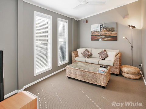 Beach House On Tradewinds Avenue - Timeshare Accommodation 6