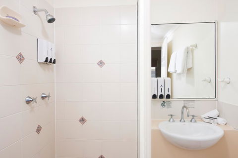 Park Regis Anchorage - Timeshare Accommodation 9