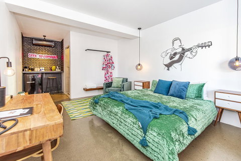 The Pink Hotel Coolangatta - Timeshare Accommodation 27