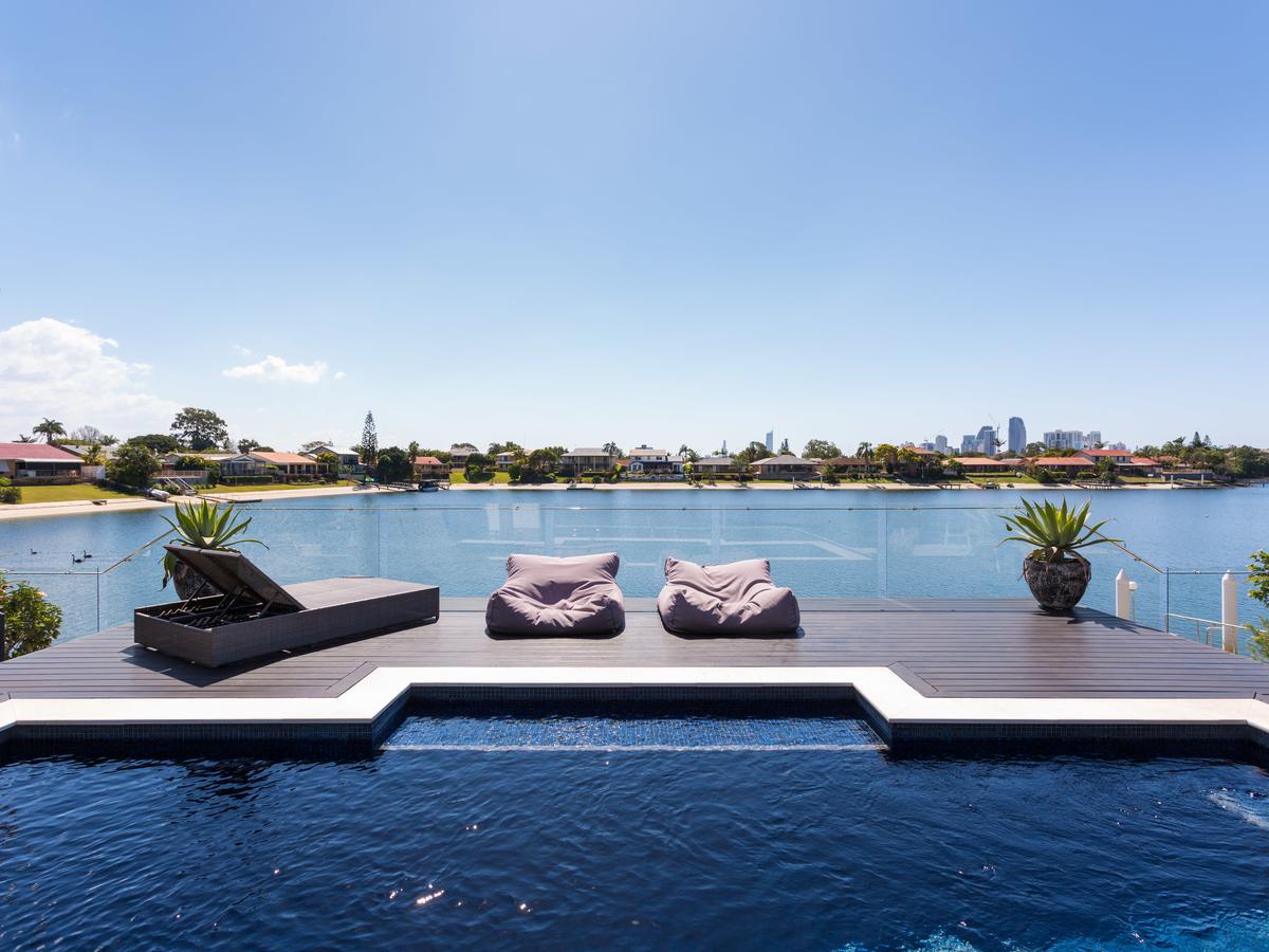 Mermaid Waters QLD Timeshare Accommodation