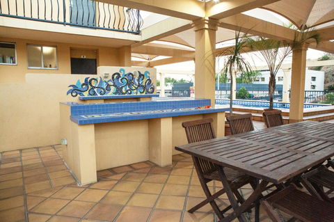 The Robert Towns - Timeshare Accommodation 7